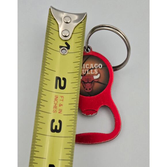 Chicago Bulls Metal Bottle Opener Keychain - Picture 5 of 5
